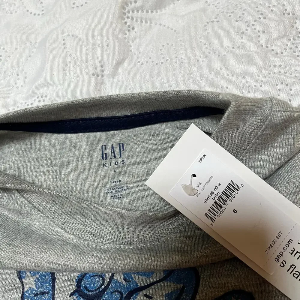 NWT Gap Patriotic Surfer Hang 10 PJ Set Size 6